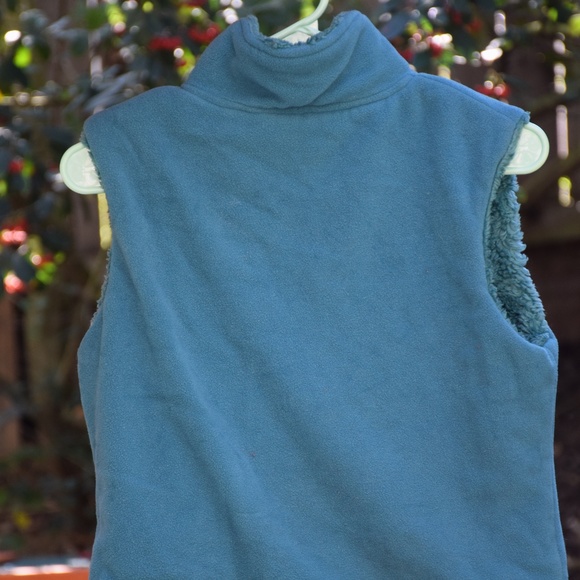 Carol Rose Turquoise Fuzzy Warm Vest - Picture 3 of 8